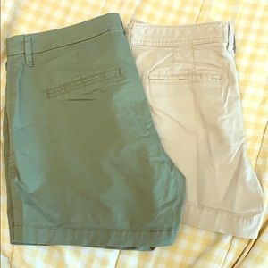 Old Navy shorts size 8 khaki and green